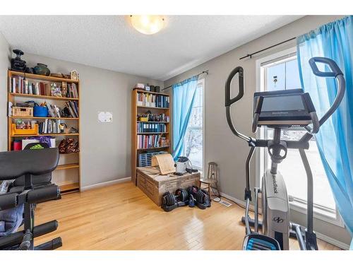 195 Cranberry Close Se, Calgary, AB - Indoor Photo Showing Other Room