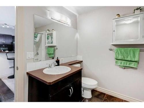 409-30 Royal Oak Plaza Nw, Calgary, AB - Indoor Photo Showing Bathroom