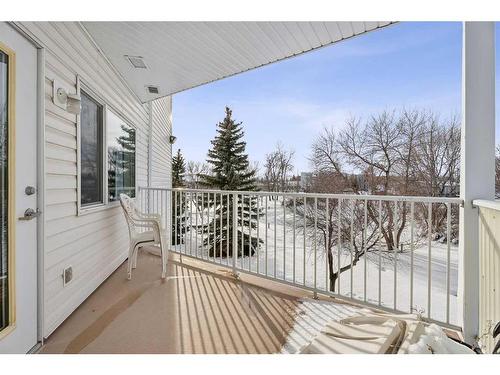 201-3 Parklane Way, Strathmore, AB - Outdoor With Balcony With Exterior