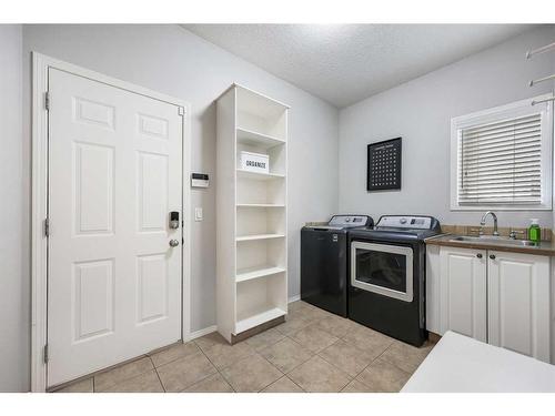 47 Hamptons Close Nw, Calgary, AB - Indoor