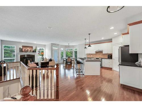 47 Hamptons Close Nw, Calgary, AB - Indoor Photo Showing Kitchen