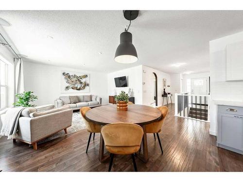 40 Moe Avenue Nw, Langdon, AB - Indoor Photo Showing Dining Room