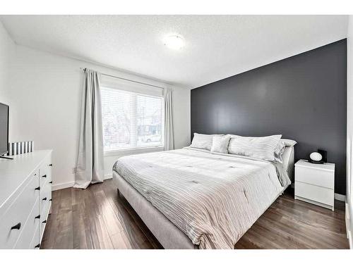 40 Moe Avenue Nw, Langdon, AB - Indoor Photo Showing Bedroom