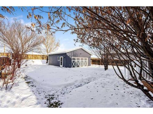 40 Moe Avenue Nw, Langdon, AB - Outdoor