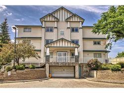 202-3 Somervale View SW Calgary, AB T2Y 4A9