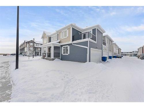 805 Windbury Street Sw, Airdrie, AB - Outdoor