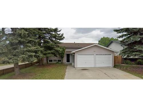 268 Queen Anne Way Se, Calgary, AB - Outdoor