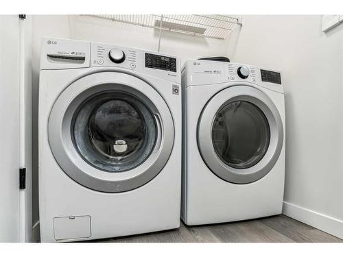 751 Mckenzie Lake Bay Se, Calgary, AB - Indoor Photo Showing Laundry Room