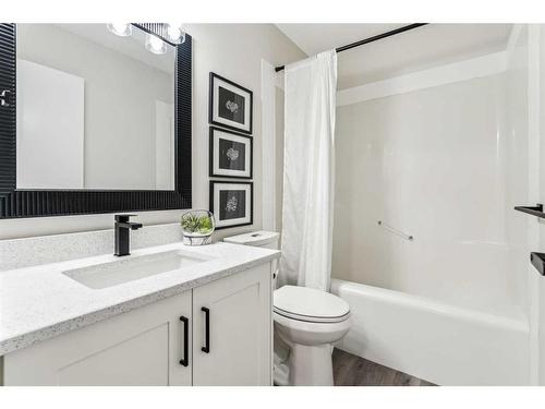 751 Mckenzie Lake Bay Se, Calgary, AB - Indoor Photo Showing Bathroom