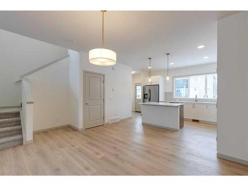 513 Bayview Street Sw, Airdrie, AB - Indoor Photo Showing Kitchen