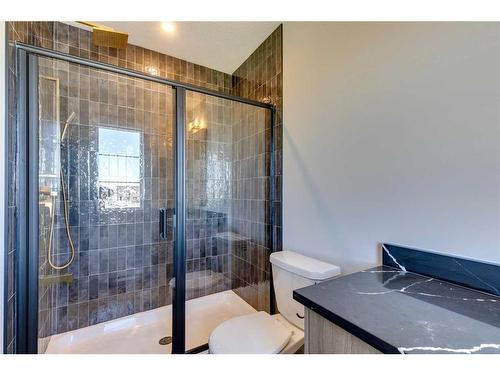 171 Mill Road, Cochrane, AB - Indoor Photo Showing Bathroom