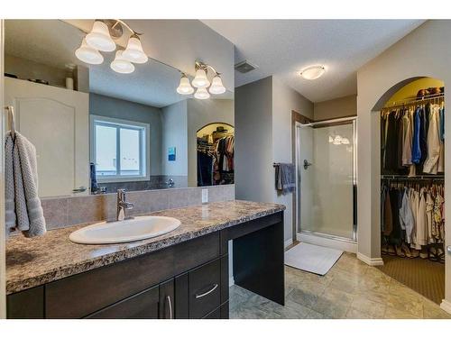 229 Cimarron Drive, Okotoks, AB - Indoor Photo Showing Bathroom