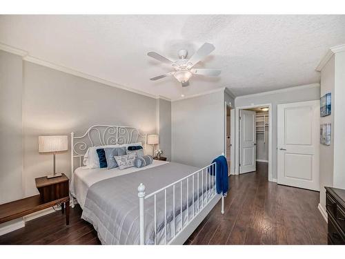 501-4603 Varsity Drive Nw, Calgary, AB - Indoor Photo Showing Bedroom