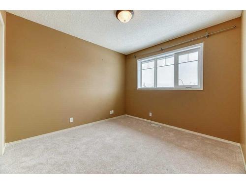 82 Tuscany Ravine Road Nw, Calgary, AB - Indoor Photo Showing Other Room