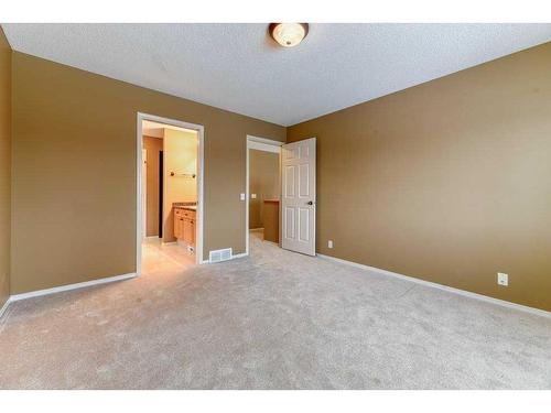 82 Tuscany Ravine Road Nw, Calgary, AB - Indoor Photo Showing Other Room