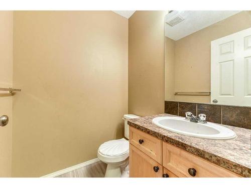 82 Tuscany Ravine Road Nw, Calgary, AB - Indoor Photo Showing Bathroom