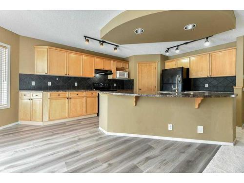 82 Tuscany Ravine Road Nw, Calgary, AB - Indoor Photo Showing Kitchen