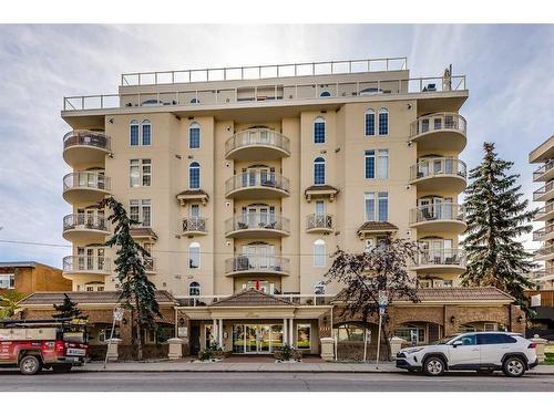 104-1315 12 Avenue Sw, Calgary, AB - Outdoor With Balcony With Facade