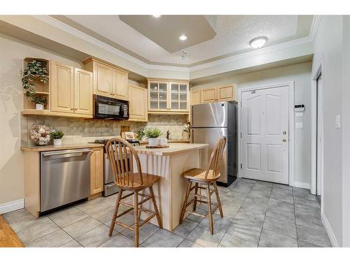 104-1315 12 Avenue Sw, Calgary, AB - Indoor Photo Showing Kitchen With Stainless Steel Kitchen