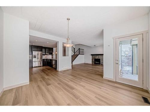 311 Mahogany Court Se, Calgary, AB - Indoor