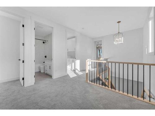 3537 40 Street Sw, Calgary, AB - Indoor Photo Showing Other Room