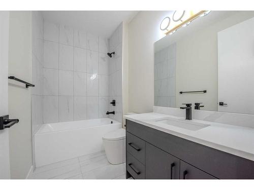 22 North Bridges Landing, Langdon, AB - Indoor Photo Showing Bathroom