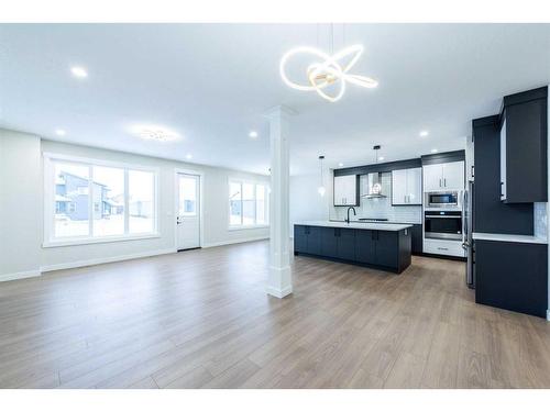 22 North Bridges Landing, Langdon, AB - Indoor Photo Showing Kitchen