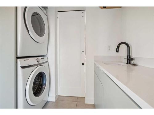 412 Brookpark Drive Sw, Calgary, AB - Indoor Photo Showing Laundry Room