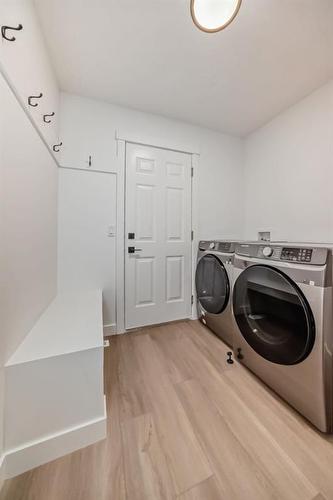 289 Hampstead Road Nw, Calgary, AB - Indoor Photo Showing Laundry Room