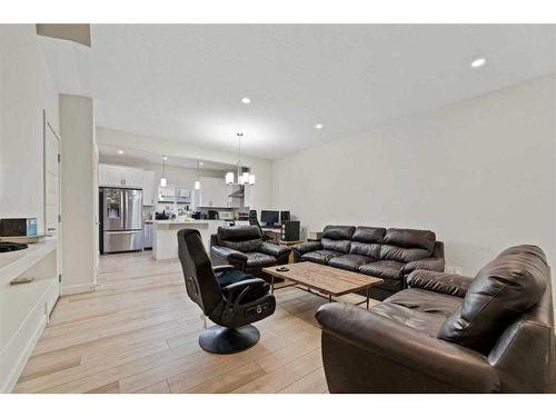 107 Homestead Drive Ne, Calgary, AB - Indoor Photo Showing Living Room