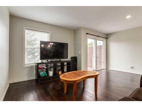 108 Chaparral Valley Gardens Se, Calgary, AB - Indoor Photo Showing Living Room