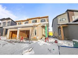 48 Wolf Hollow Road  Calgary, AB T2X 0M7