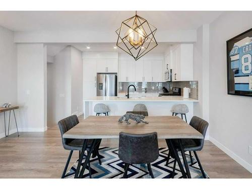 141 Crestridge Common Sw, Calgary, AB - Indoor Photo Showing Dining Room