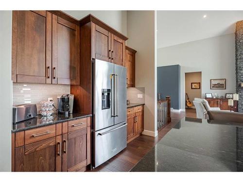 262107 Range Road 11, Balzac, AB - Indoor Photo Showing Kitchen