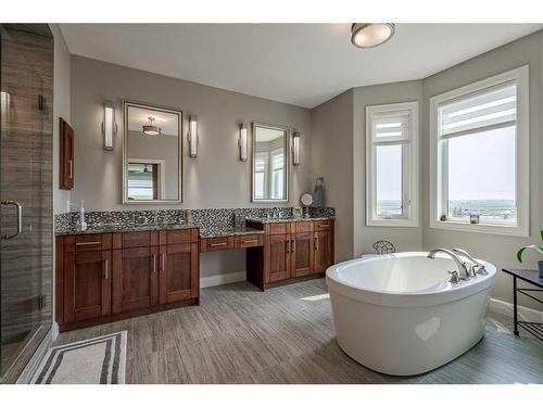 262107 Range Road 11, Balzac, AB - Indoor Photo Showing Bathroom