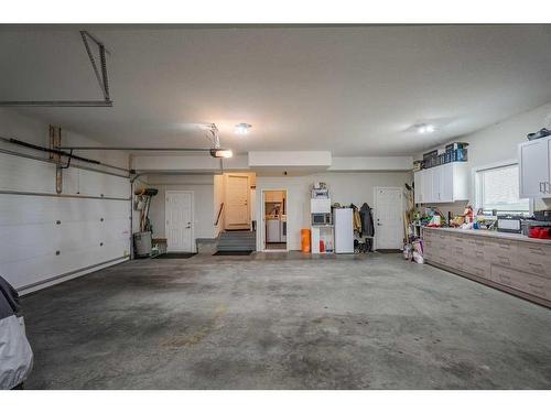 262107 Range Road 11, Balzac, AB - Indoor Photo Showing Garage