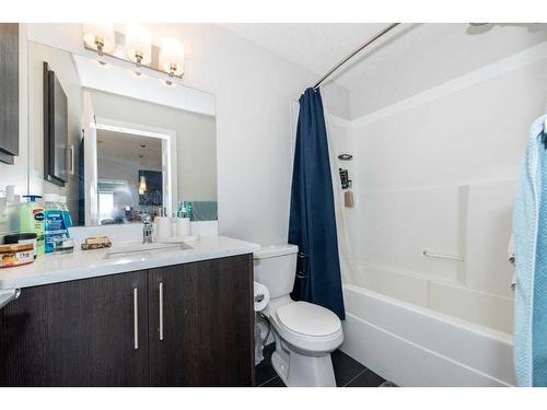 202-24 Sage Hill Terrace Nw, Calgary, AB - Indoor Photo Showing Bathroom