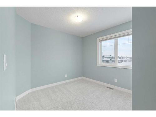 868 Lakewood Circle, Strathmore, AB - Indoor Photo Showing Other Room