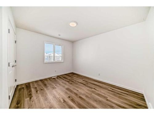 369 Magnolia Way Se, Calgary, AB - Indoor Photo Showing Other Room