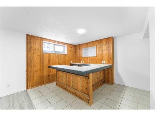 21 Westlake Glen, Strathmore, AB - Indoor