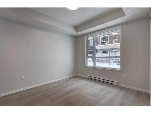 3113-550 Belmont Street Sw, Calgary, AB - Indoor Photo Showing Other Room