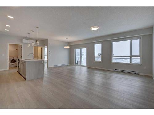 3113-550 Belmont Street Sw, Calgary, AB - Indoor