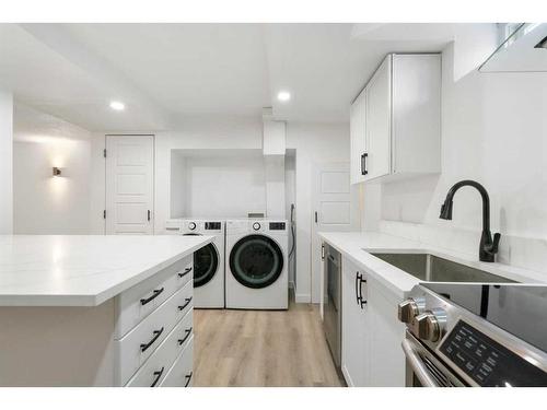 639 Maidstone Drive, Calgary, AB - Indoor Photo Showing Laundry Room