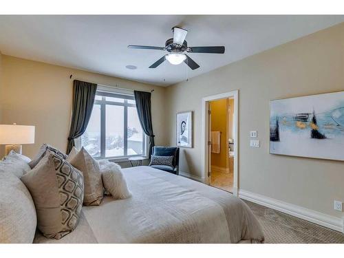 2332 6 Street Se, Calgary, AB - Indoor Photo Showing Bedroom