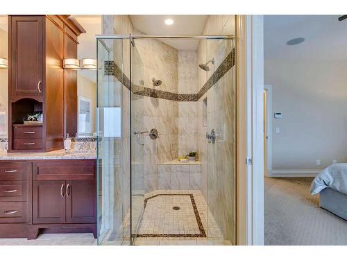 2332 6 Street Se, Calgary, AB - Indoor Photo Showing Bathroom