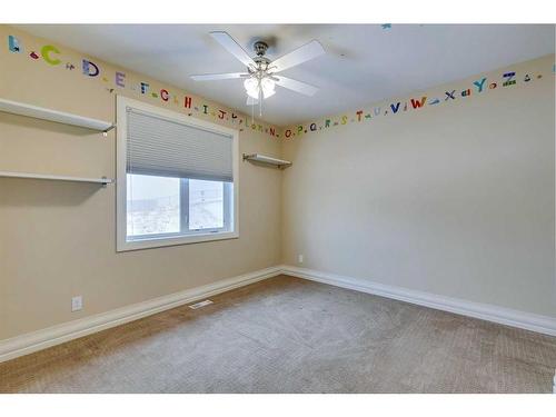 2332 6 Street Se, Calgary, AB - Indoor Photo Showing Other Room