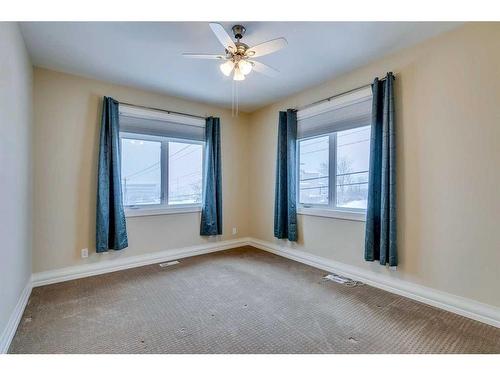 2332 6 Street Se, Calgary, AB - Indoor Photo Showing Other Room