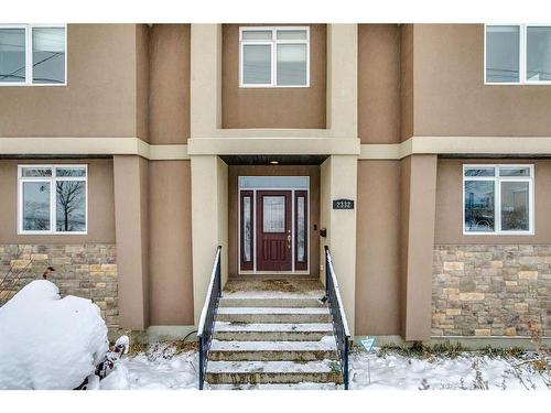 2332 6 Street Se, Calgary, AB - Outdoor