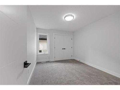 145 Saddlecrest Circle Ne, Calgary, AB - Indoor Photo Showing Other Room