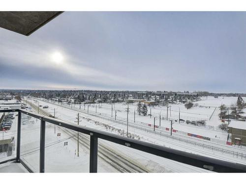 720-8880 Horton Road Sw, Calgary, AB - Outdoor With View